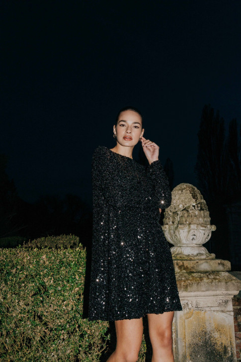 Berno Bodycon Dress in Drape Sequin Black (robe bodycon en paillettes drapées)