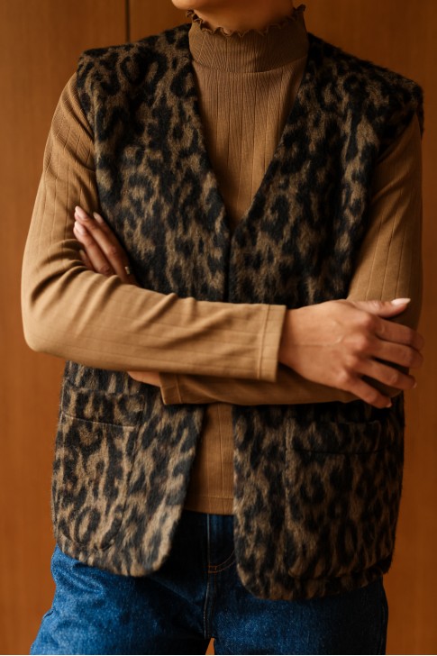 Alain Leopard Sleeveless Jacket